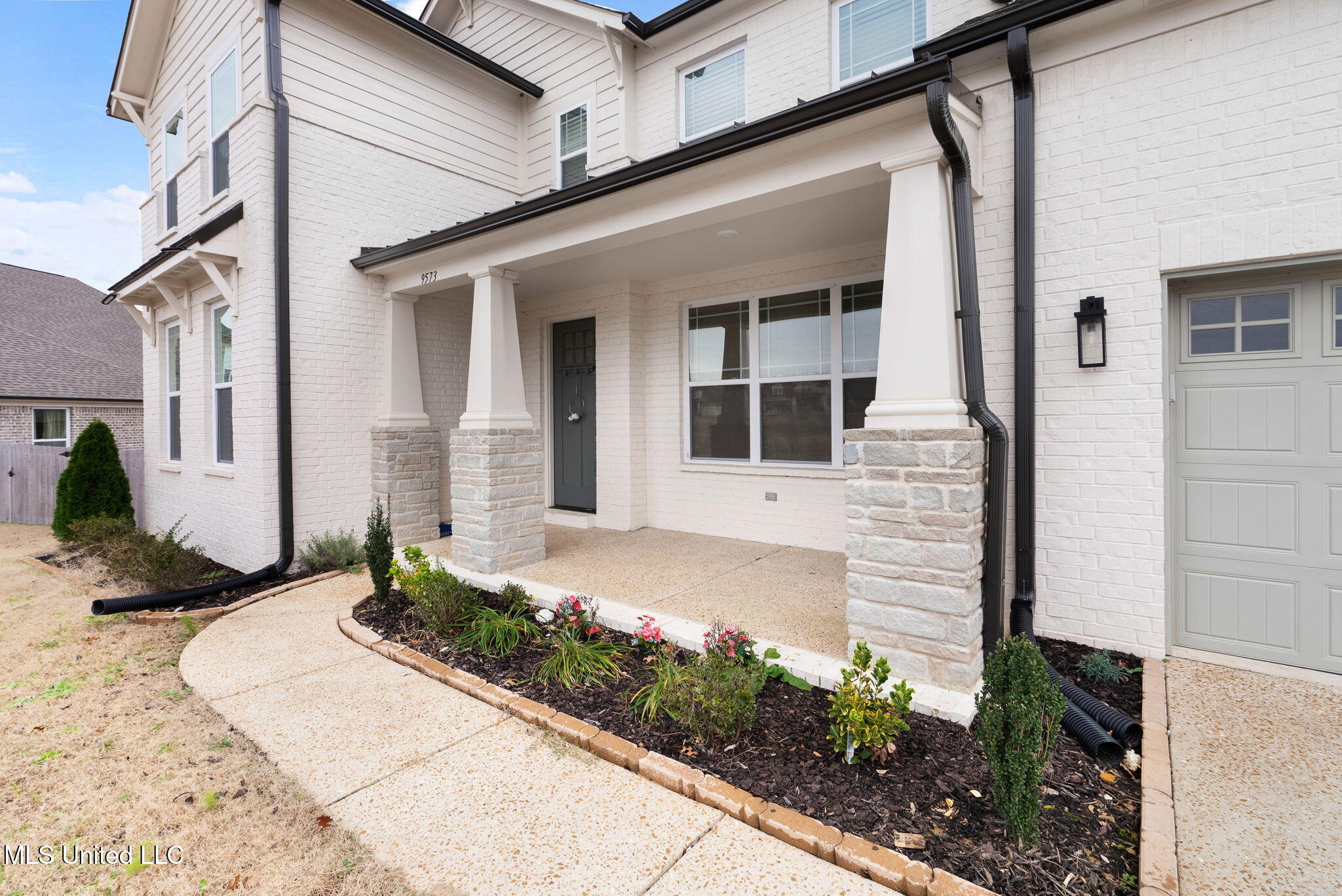 9573 Pk Trl Road Olive Branch, MS 38654 - Photo 6 of 39 5-web-or-mls-9573 Pk Trl Rd%0A-04