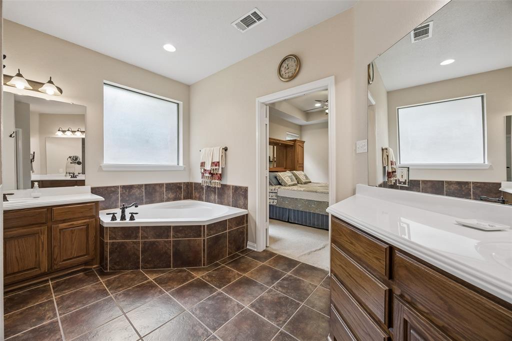 612 Sportsman Park Road Azle, TX 76020 - Photo 20 of 40