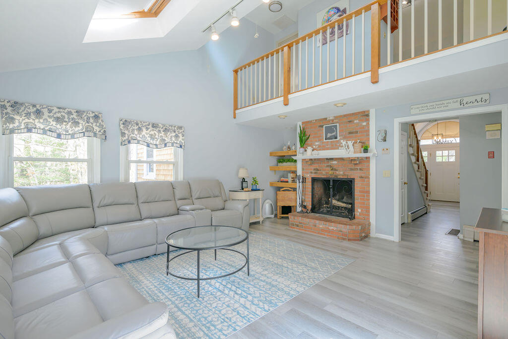 37 Square Rigger Lane Hyannis, MA 02601 - Photo 21 of 49 Family Rm