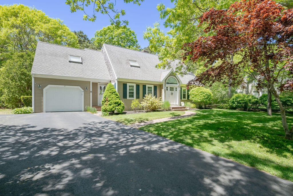 37 Square Rigger Lane Hyannis, MA 02601 - Photo 4 of 49 37_Square_Rigger_New-50