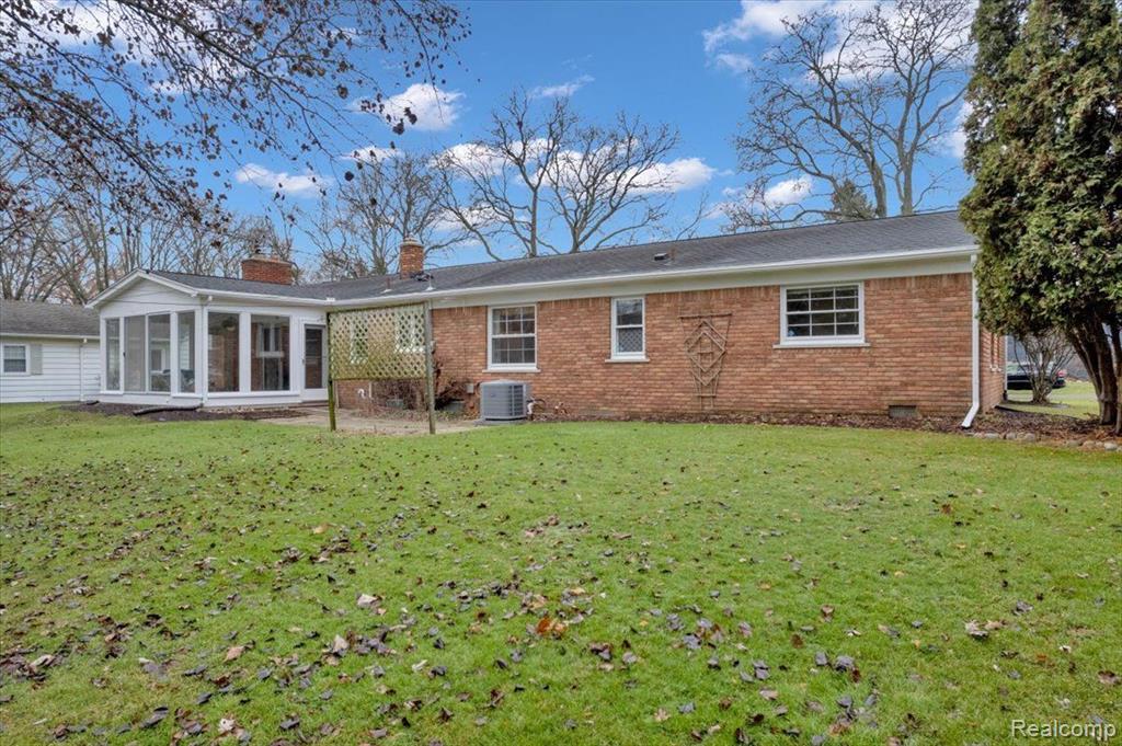 1882 Fair Oak Drive Rochester Hills, MI 48309 - Photo 19 of 19