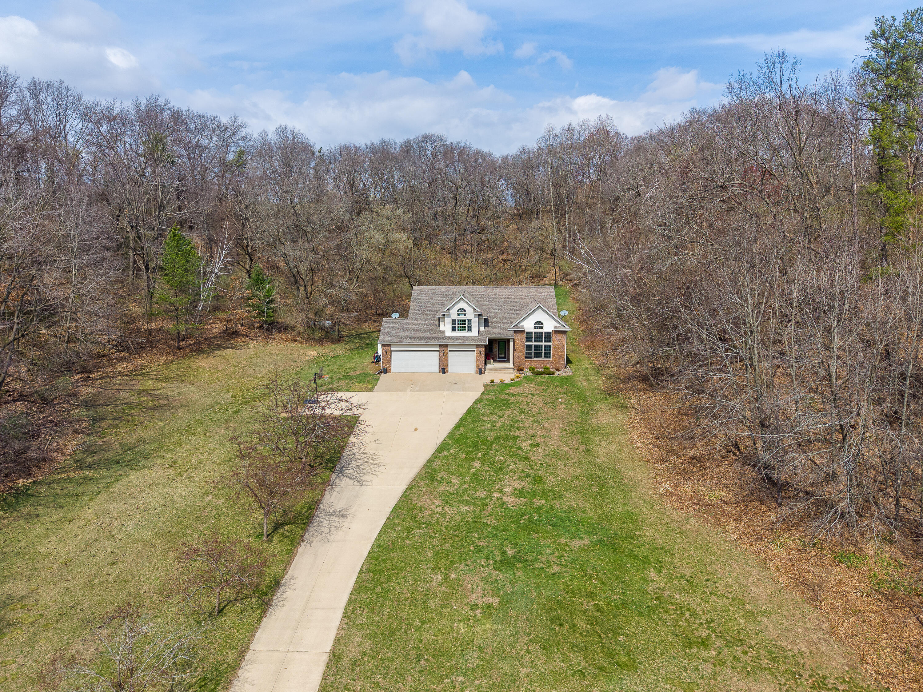 14812 Hibiscus Road Tomah, WI 54660 - Photo 30 of 31 14812 Hibiscus (32 of 39)