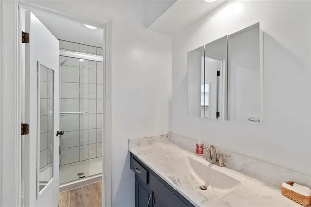 $325,000 | 11623 Locust Street, Kansas City, MO 64131