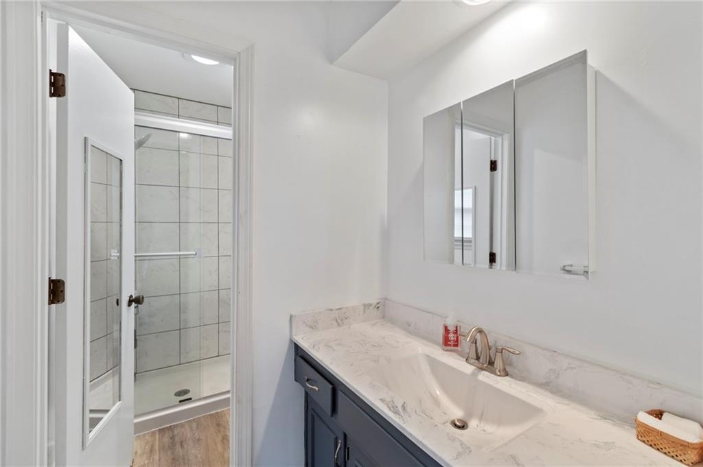 11623 Locust Street Kansas City, MO 64131 - Photo 19 of 38