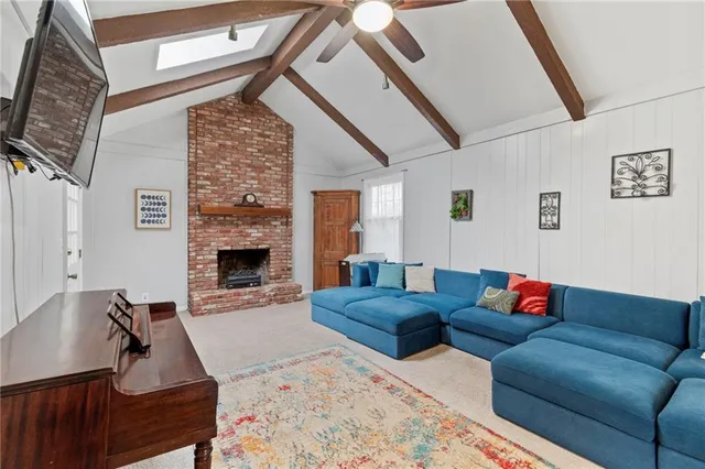 $325,000 | 11623 Locust Street, Kansas City, MO 64131