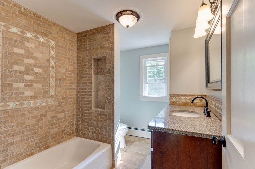 124 Hastings Road Spencer, MA 01562 - Photo 20 of 33 Gallery Image 20