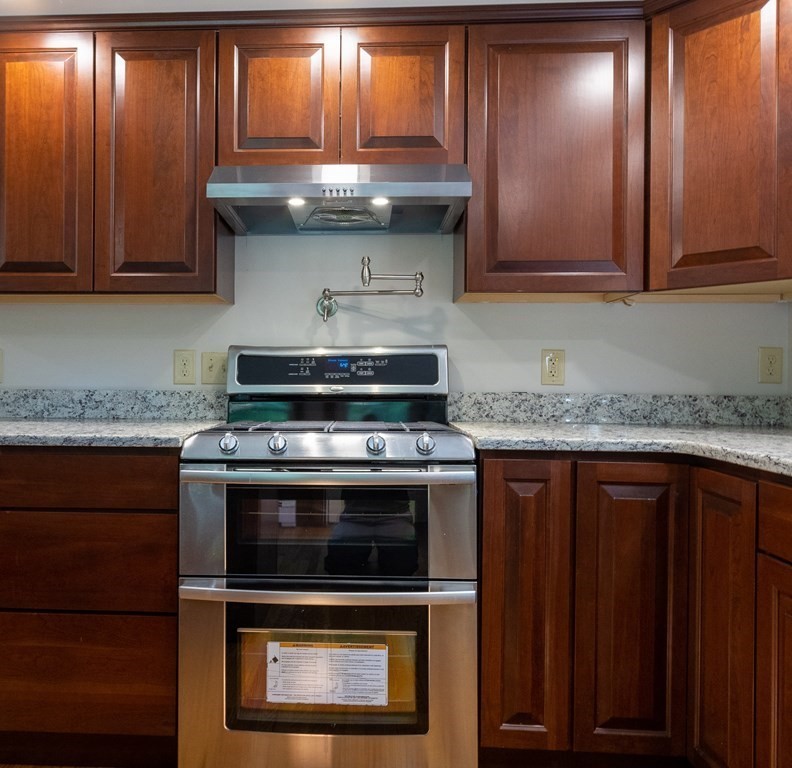 124 Hastings Road Spencer, MA 01562 - Photo 3 of 33 Gallery Image 3