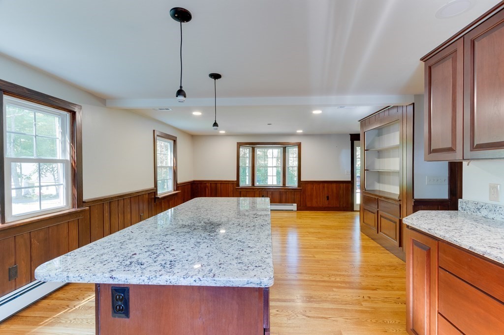 124 Hastings Road Spencer, MA 01562 - Photo 5 of 33 Gallery Image 5