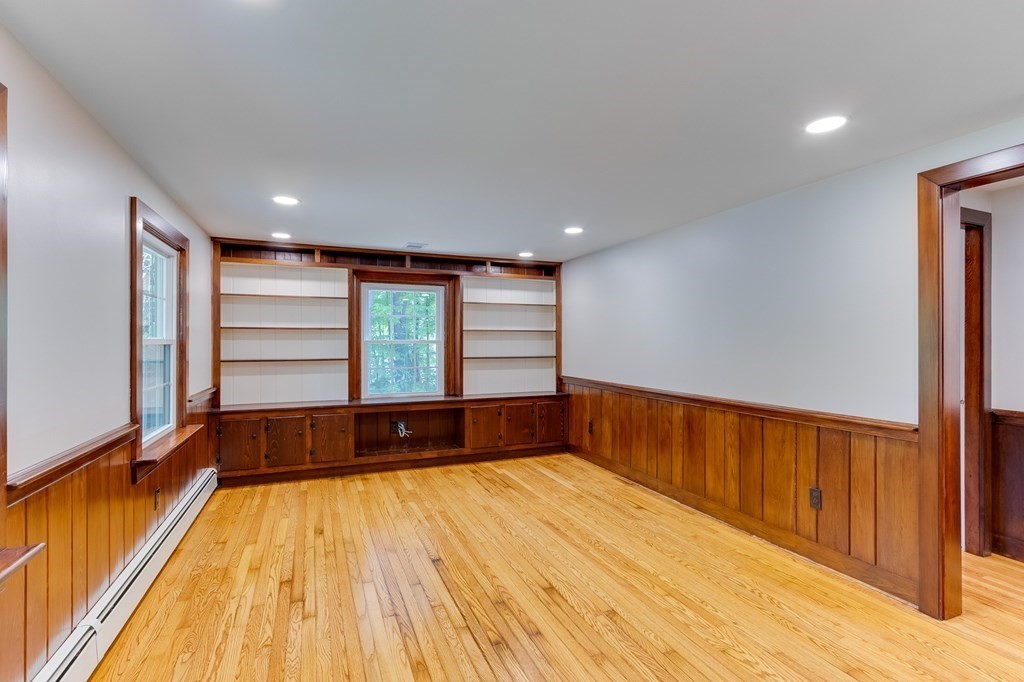 124 Hastings Road Spencer, MA 01562 - Photo 10 of 33 Gallery Image 10
