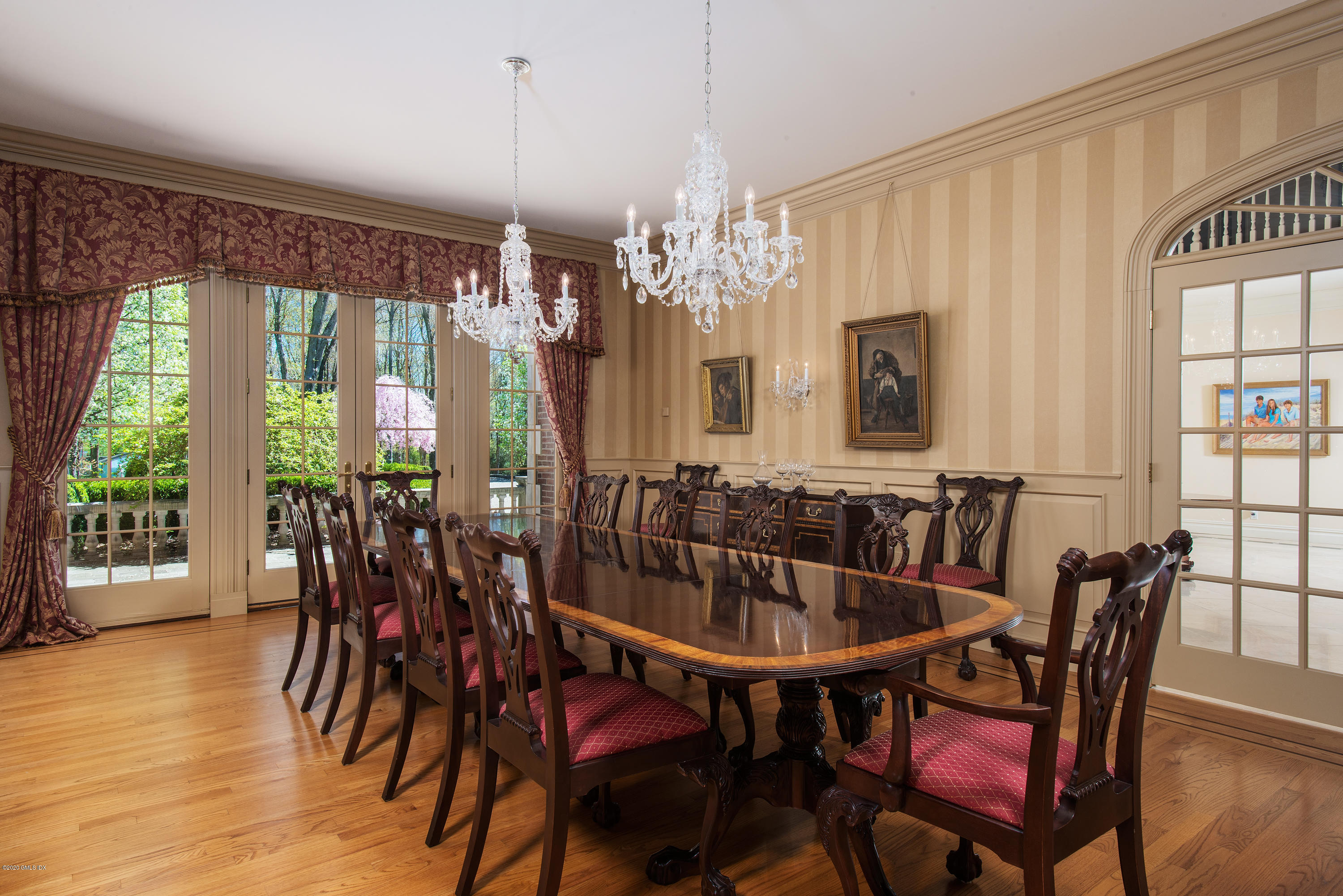 425 Taconic Road Greenwich, CT 06831 - Photo 4 of 13 DINING ROOM