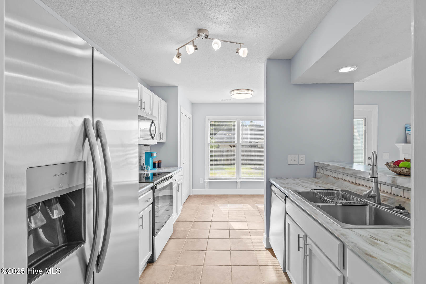 304 Fall Drive Jacksonville, NC 28540 - Photo 17 of 48 17