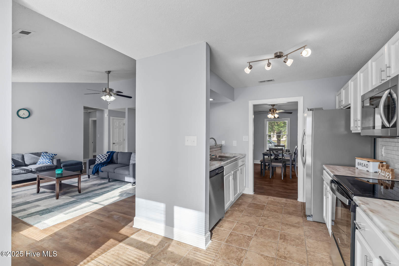 304 Fall Drive Jacksonville, NC 28540 - Photo 19 of 48 19