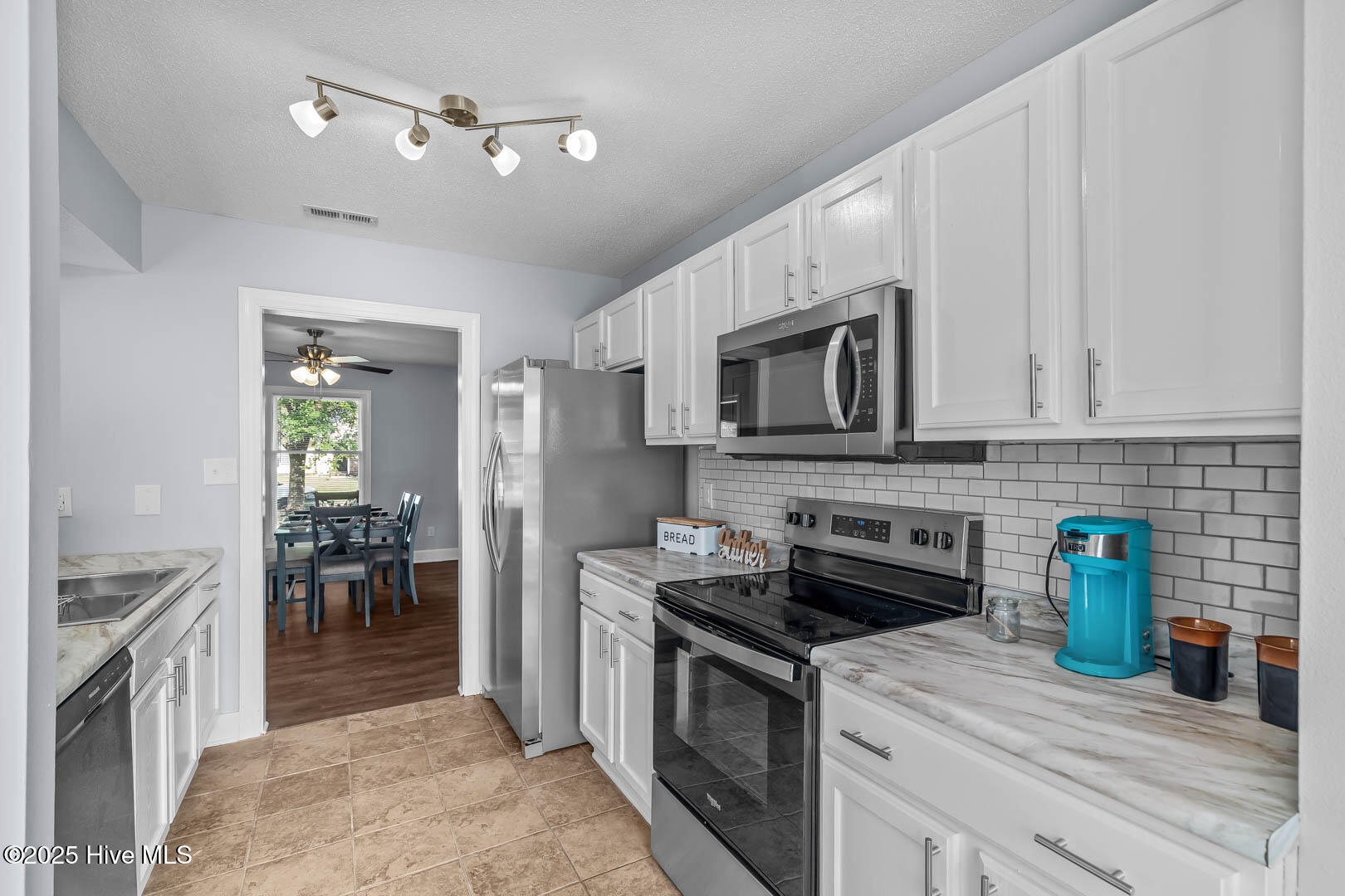 304 Fall Drive Jacksonville, NC 28540 - Photo 21 of 48 21