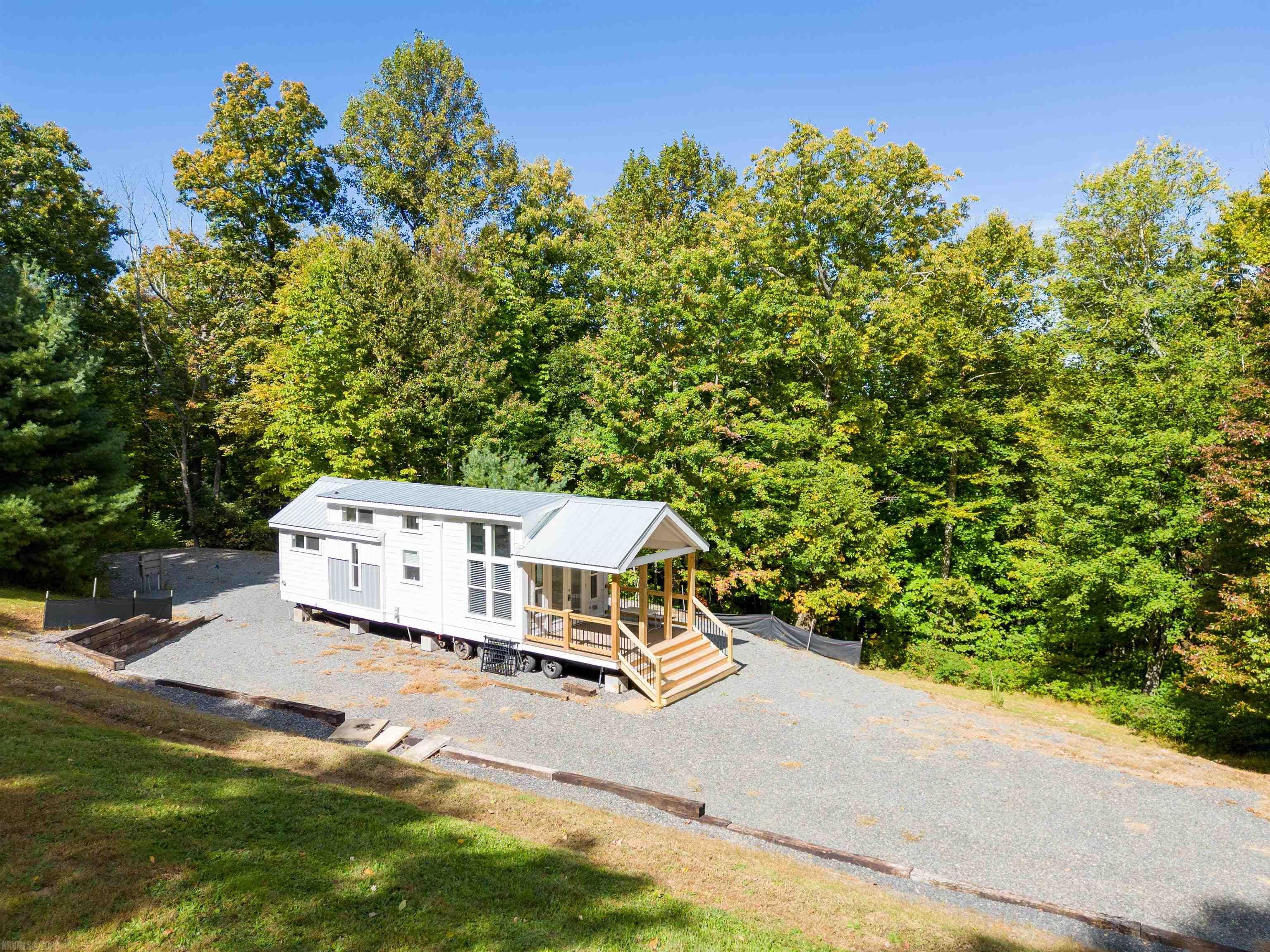 1147 Carrollview Road Fancy Gap, VA 24328 - Photo 44 of 47 Gallery Image 44