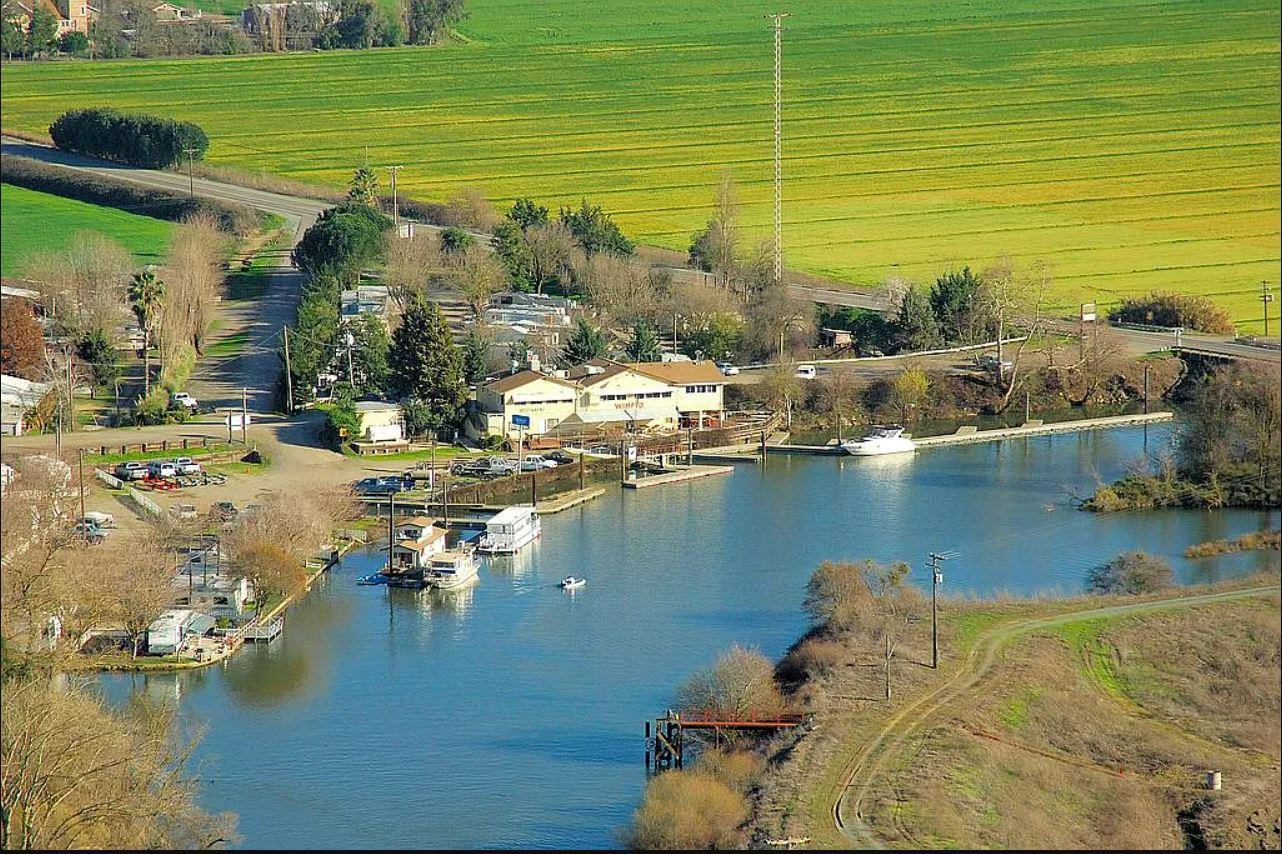13955 West Walnut Grove Road, Unit 26 Walnut Grove, CA 95690 - Photo 29 of 31 a view of an ocean with boats