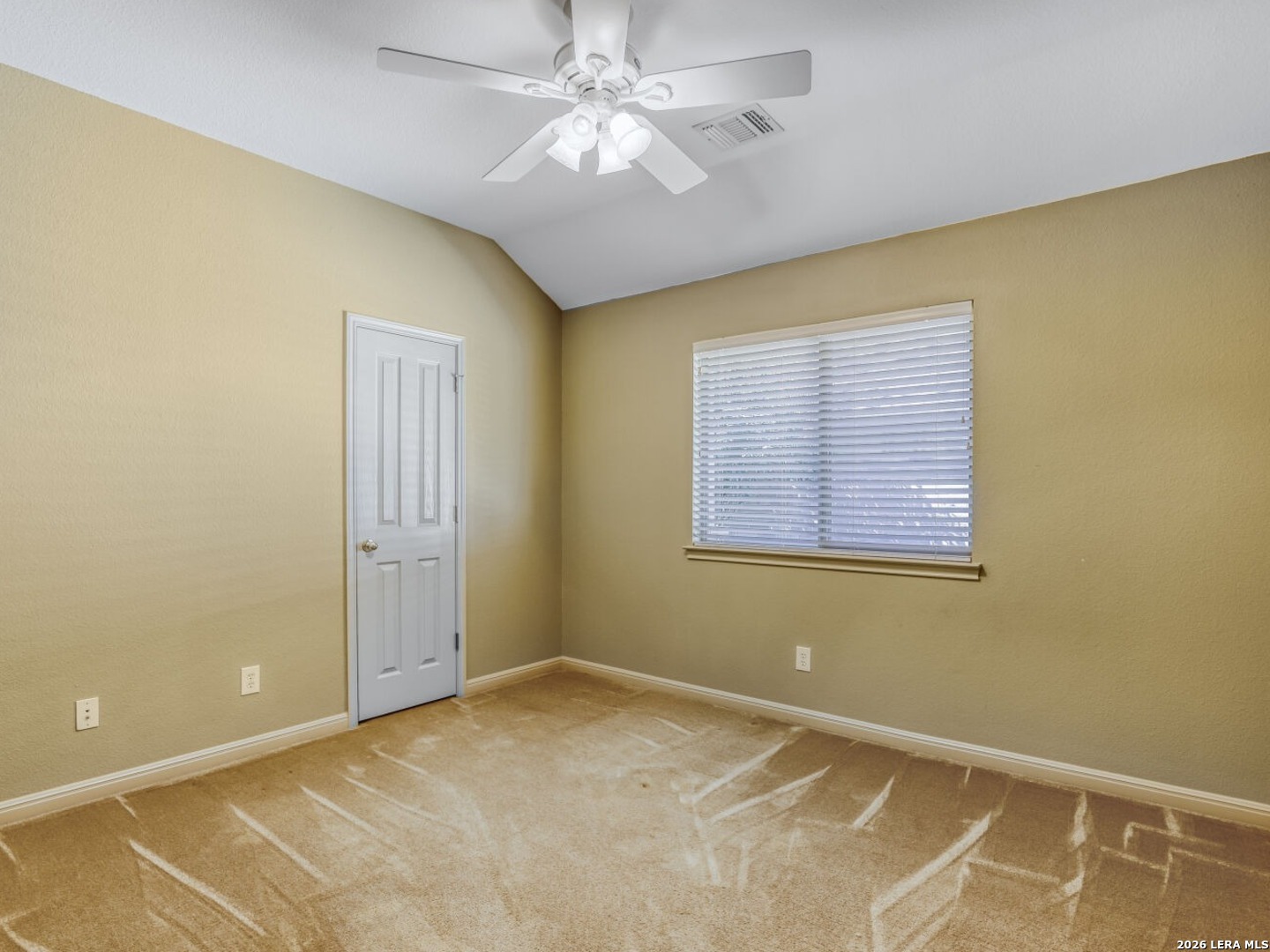 9236 Larsons Lane Helotes, TX 78023 - Photo 20 of 33