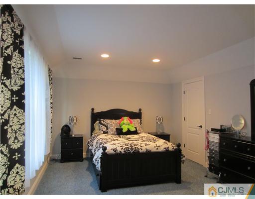 4 Cannon Road East Brunswick, NJ 08816 - Photo 13 of 16 Gallery Image 13