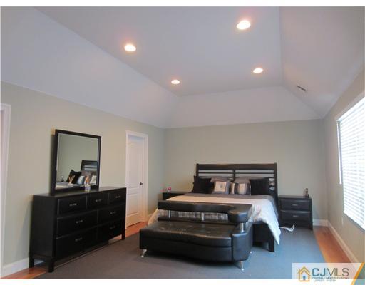 4 Cannon Road East Brunswick, NJ 08816 - Photo 8 of 16 Gallery Image 8