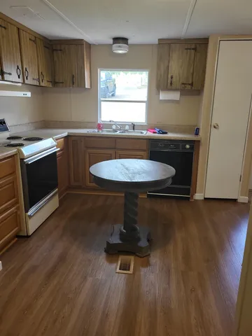 $400,000 | 4157 Northeast Cherry Lake Circle, Madison, FL 32340