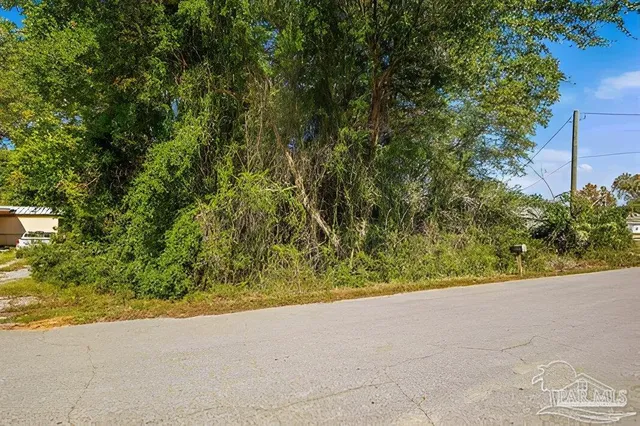 $75,000 | Lot 52 Pentagon Street, Gulf Breeze, FL 32563
