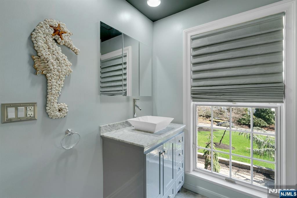 31 Burning Hollow Road Saddle River, NJ 07458 - Photo 26 of 50