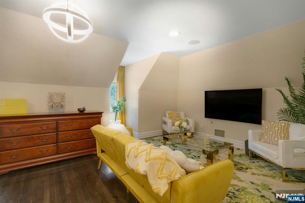 31 Burning Hollow Road Saddle River, NJ 07458 - Photo 28 of 50