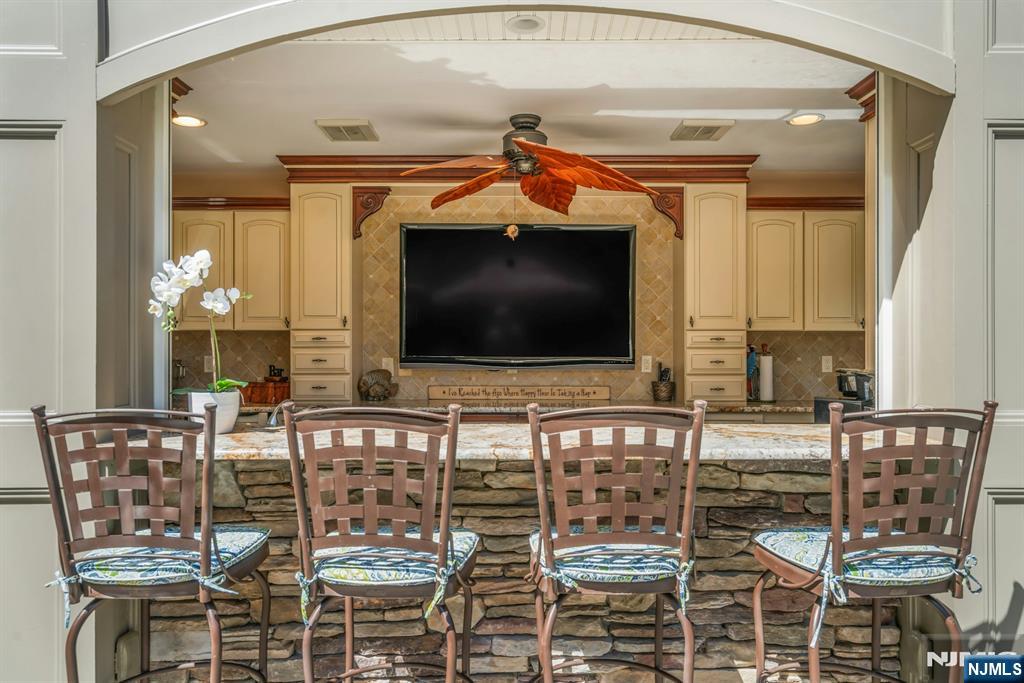 31 Burning Hollow Road Saddle River, NJ 07458 - Photo 43 of 50