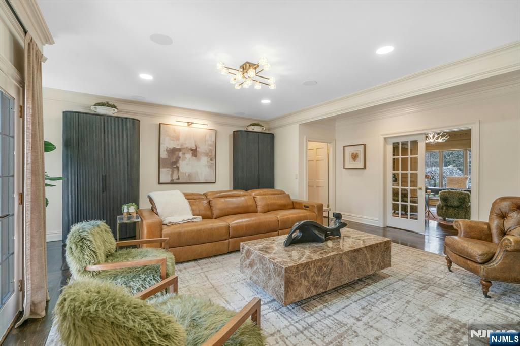 31 Burning Hollow Road Saddle River, NJ 07458 - Photo 6 of 50