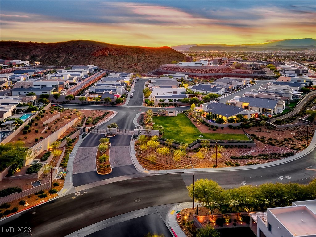 2216 Sky Pointe Ridge Drive Henderson, NV 89052 - Photo 72 of 79