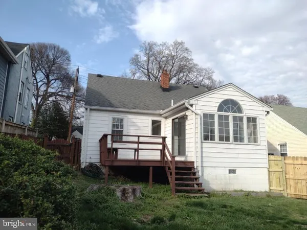 $659,900 | 812 Forest Glen Road, Silver Spring, MD 20901