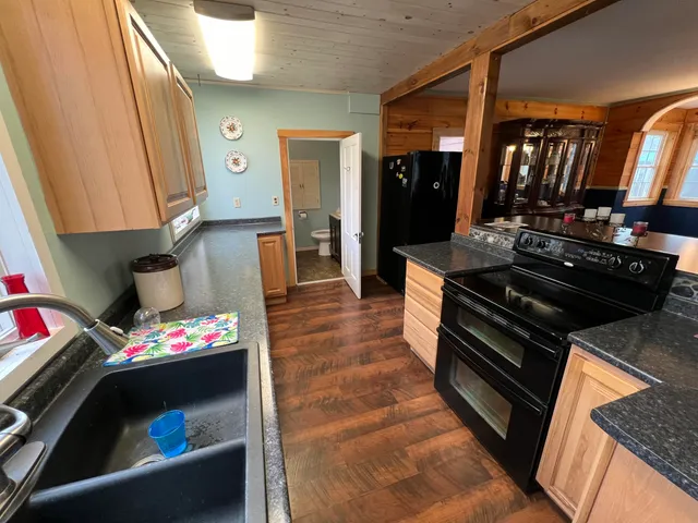 $425,000 | 313 Atlantic Road, Swans Island, ME 04685