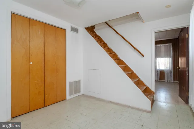 a view of an entryway