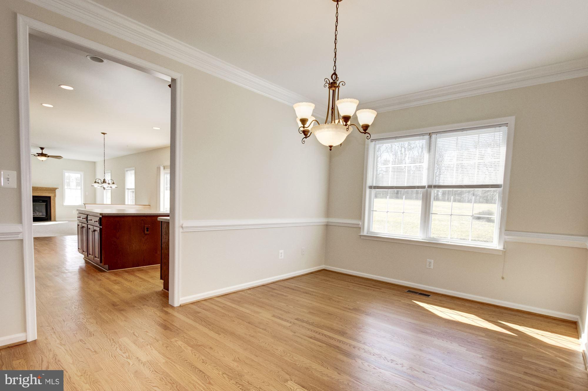 689 West Watersville Road Mount Airy, MD 21771 - Photo 16 of 50 FORMAL DINING ROOM