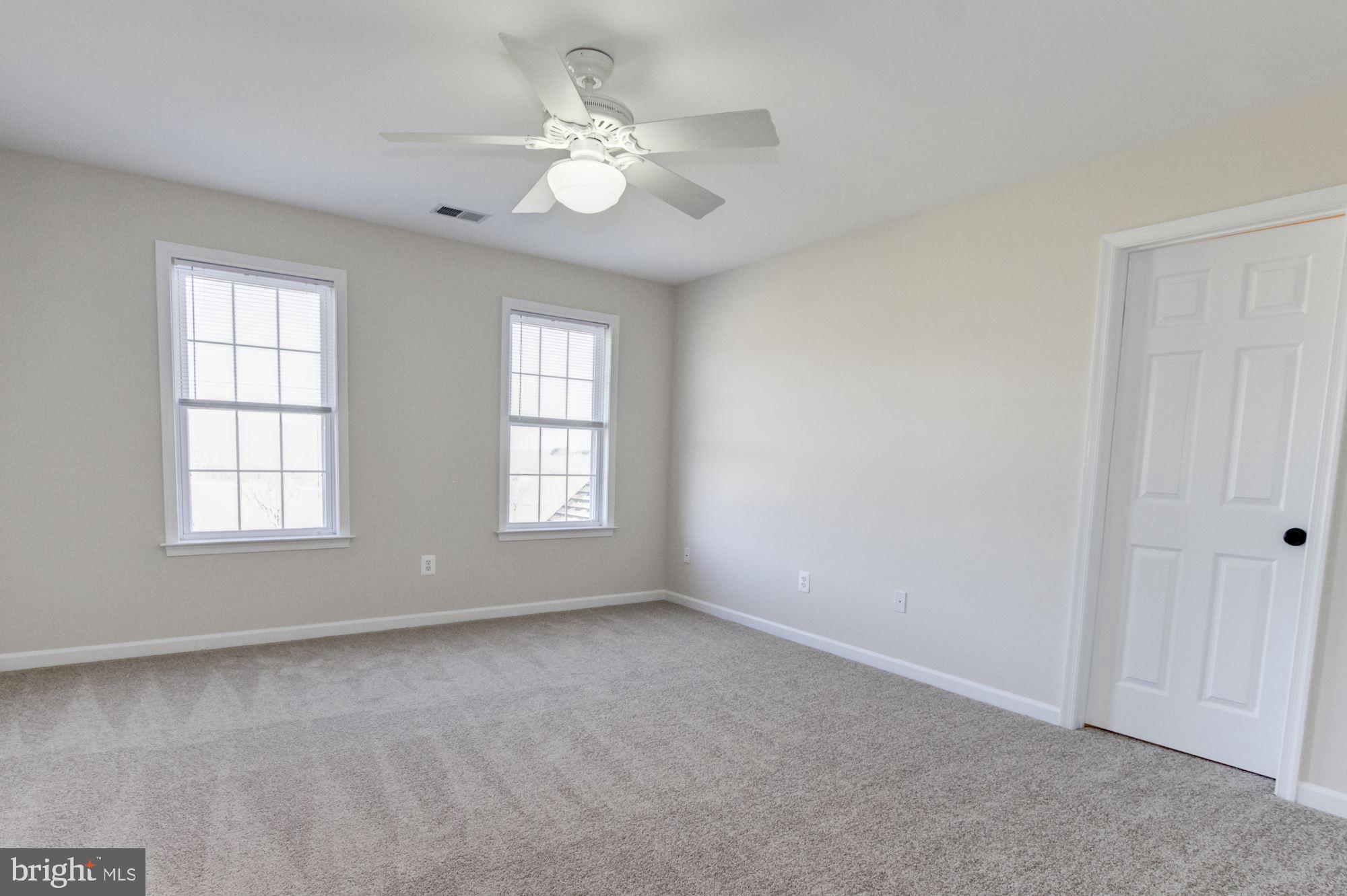 689 West Watersville Road Mount Airy, MD 21771 - Photo 31 of 50 BEDROOM #4 WITH WALK IN CLOSET