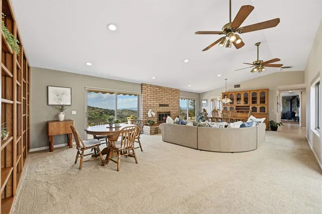 $949,000 | 13065 VÃa Suena, Valley Center, CA 92082