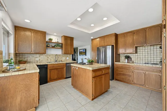 $949,000 | 13065 VÃa Suena, Valley Center, CA 92082