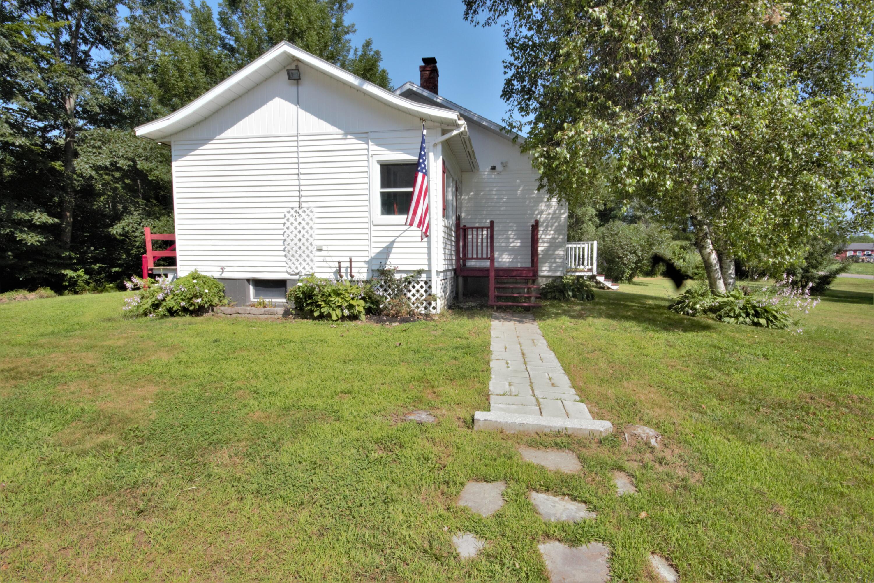 1854 Hudson Road Hudson, ME 04449 - Photo 8 of 41 IMG_3741