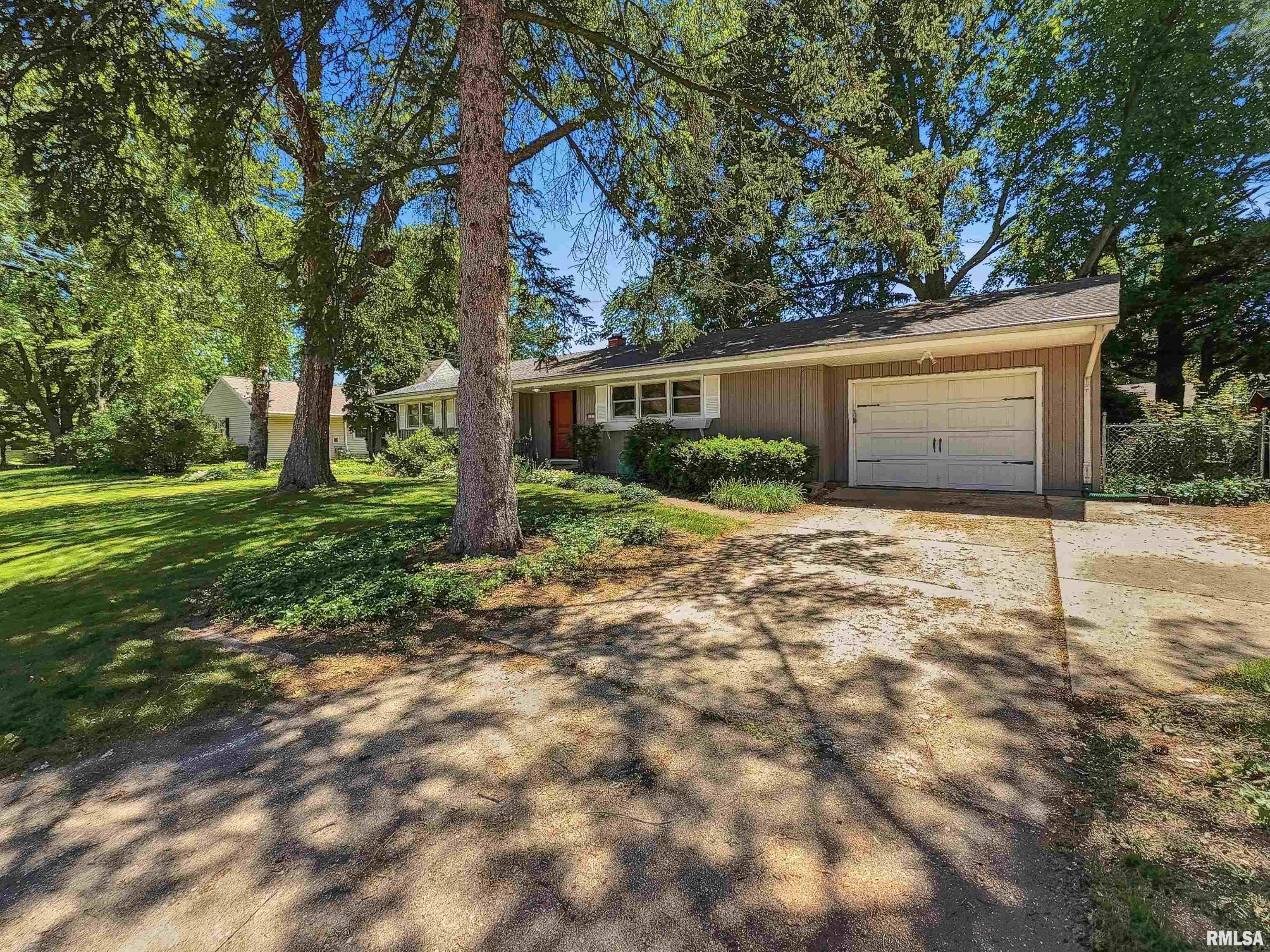 3 Wilmette Drive Normal, IL 61761 - Photo 6 of 38