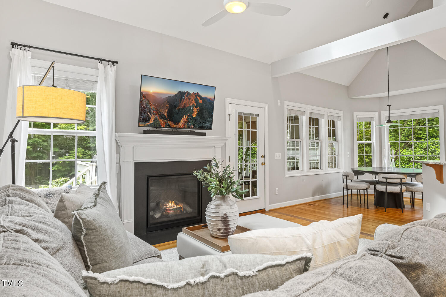 6409 Nowell Pointe Drive Raleigh, NC 27607 - Photo 3 of 29 121