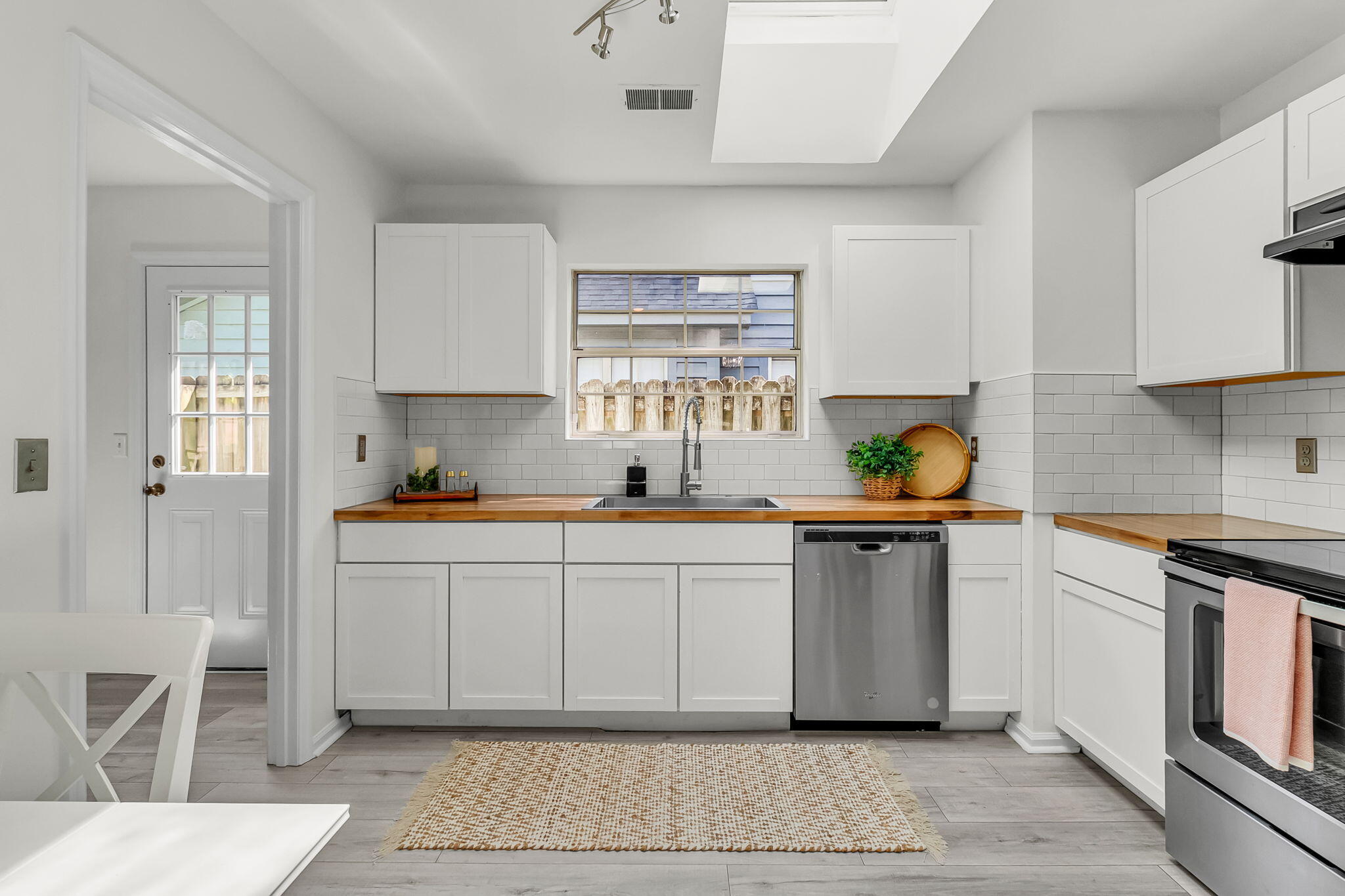 1252 Llewellyn Road Mount Pleasant, SC 29464 - Photo 16 of 35 CREM - 1252 llewellyn-26