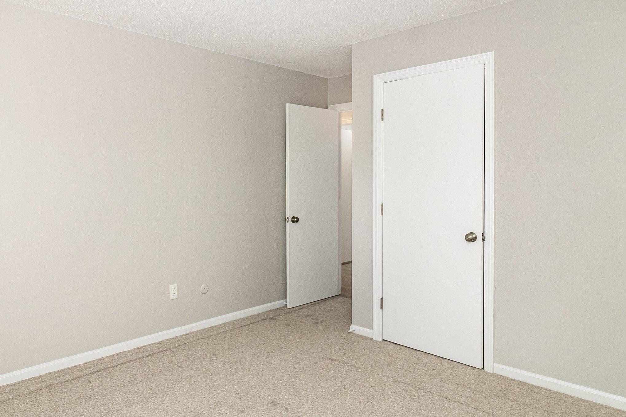 1345 Crestridge Lane, Unit 102 Eagan, MN 55123 - Photo 12 of 23