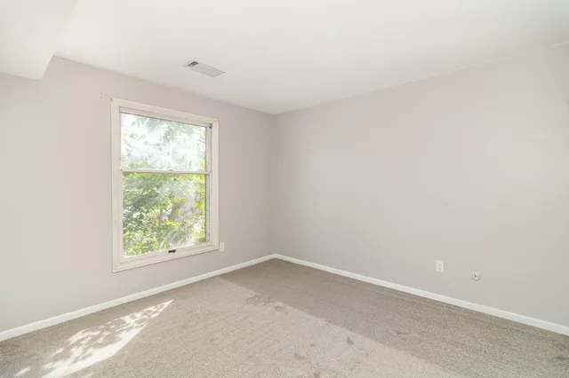 $214,900 | 1345 Crestridge Lane, Unit 102, Eagan, MN 55123