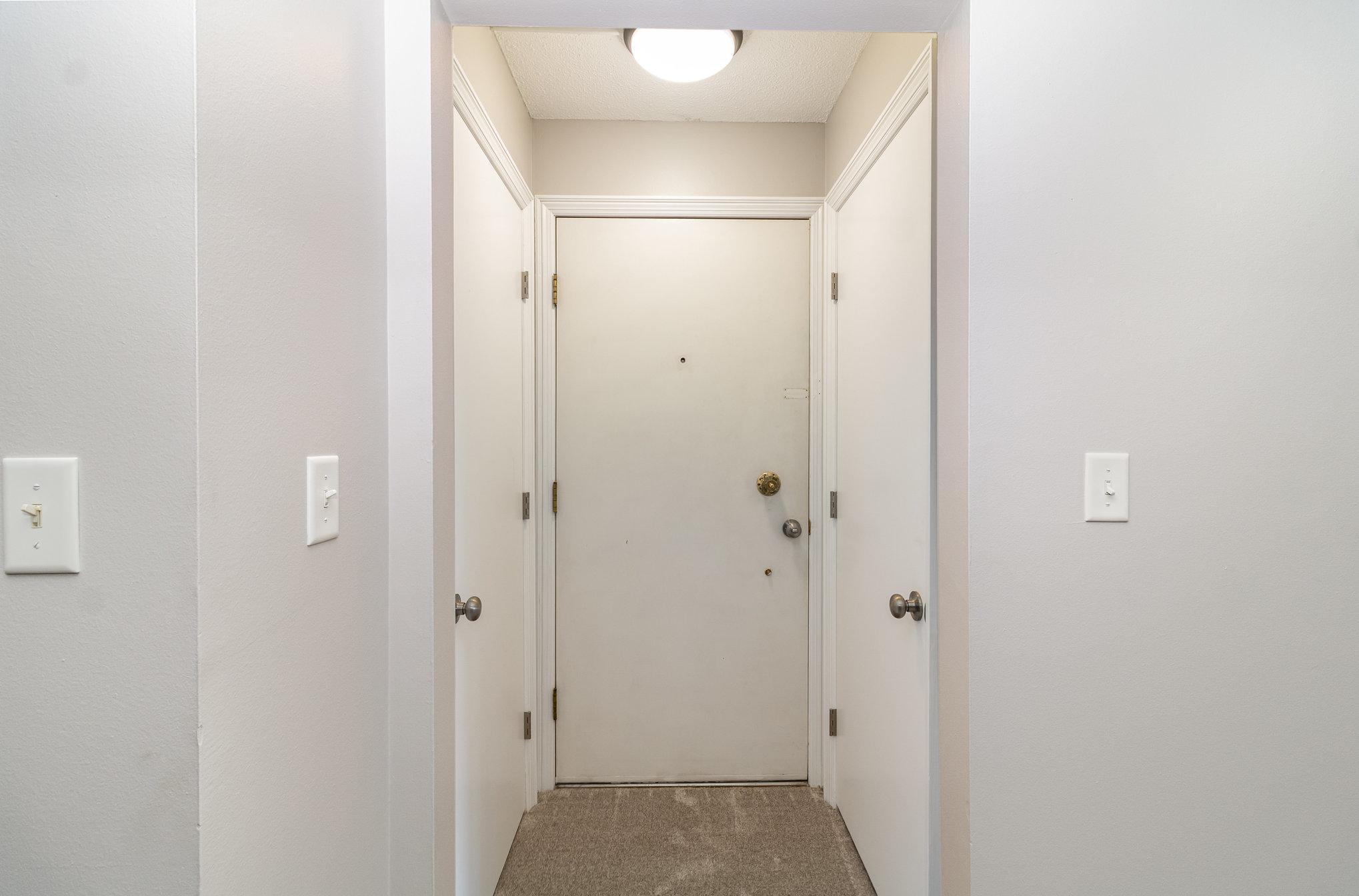 1345 Crestridge Lane, Unit 102 Eagan, MN 55123 - Photo 3 of 23