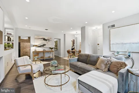 $815,000 | 1848 Wyoming Avenue Northwest, Unit 201, Washington, DC 20009