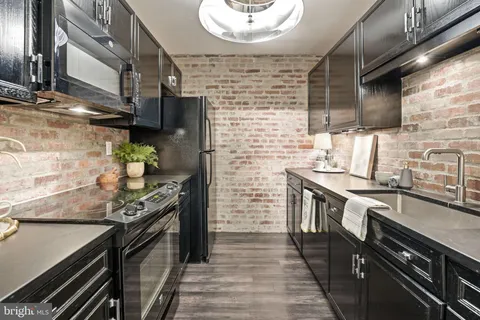 $815,000 | 1848 Wyoming Avenue Northwest, Unit 201, Washington, DC 20009