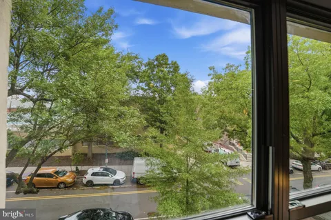 $815,000 | 1848 Wyoming Avenue Northwest, Unit 201, Washington, DC 20009