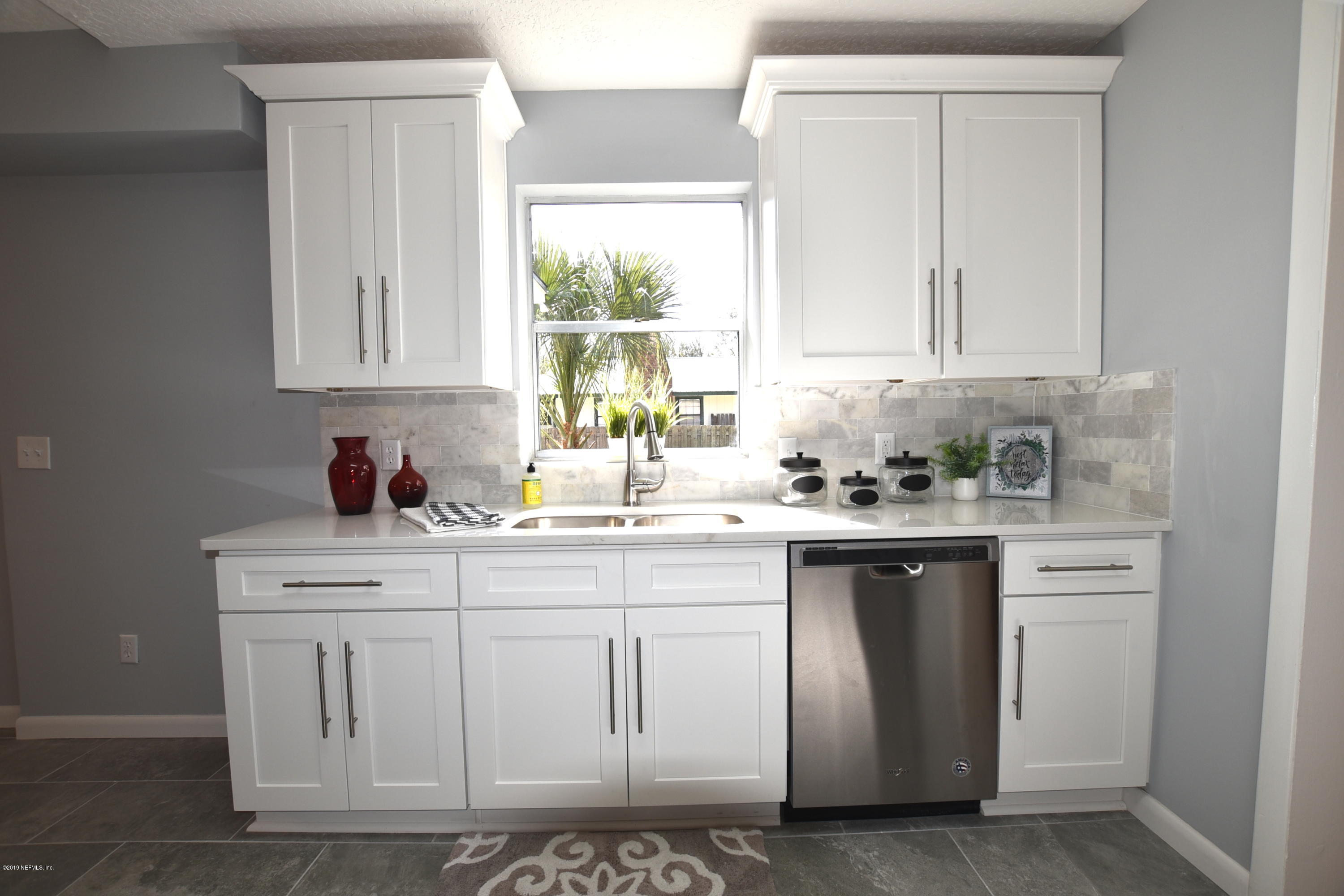 Kitchen 5