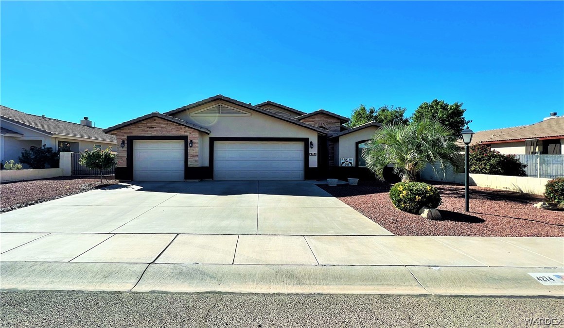 4274 East Cane Ranch Road Kingman, AZ 86401 - Photo 3 of 33