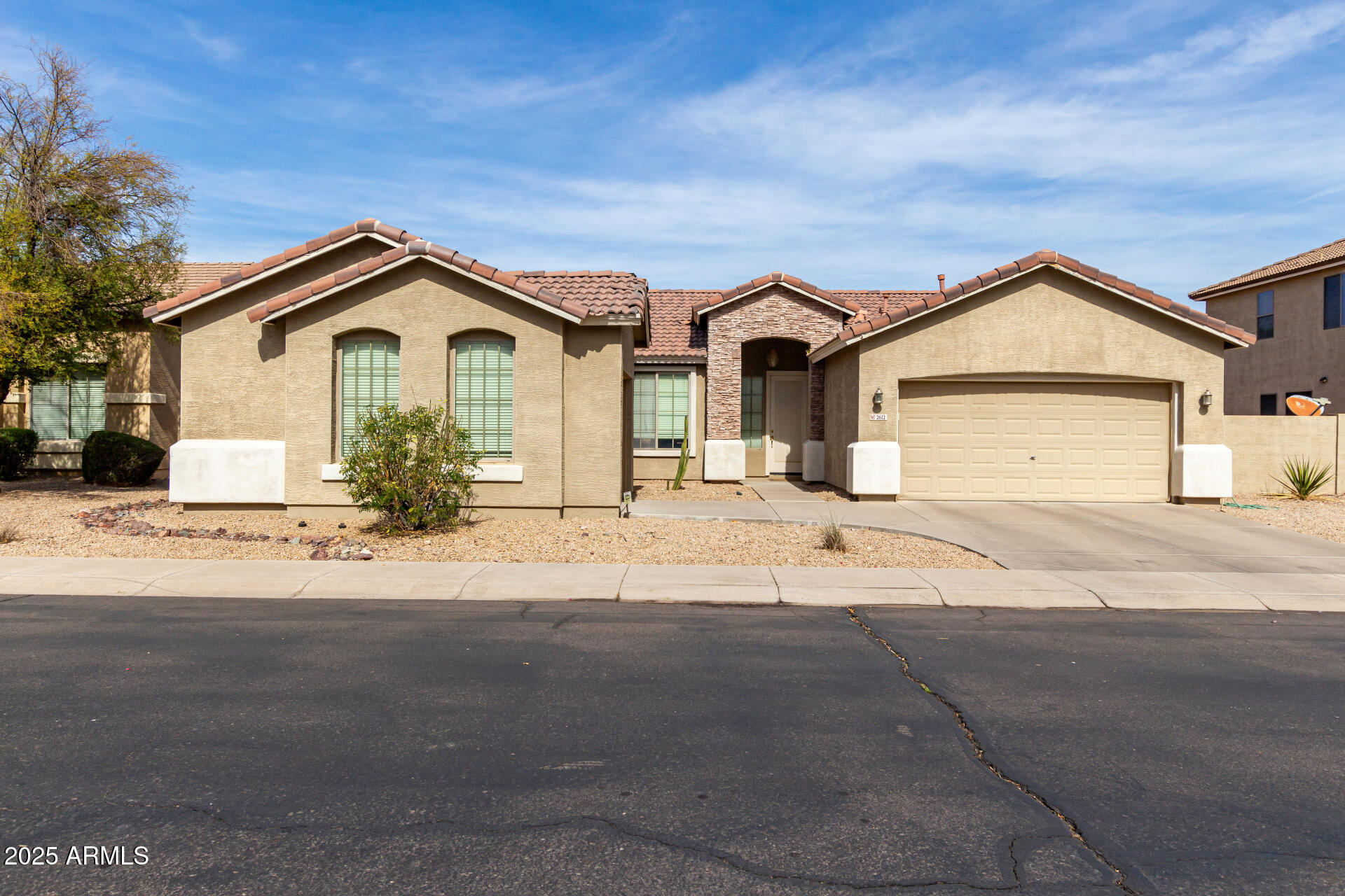2612 West Summerside Road Phoenix, AZ 85041 - Photo 2 of 41 01 - Summerside