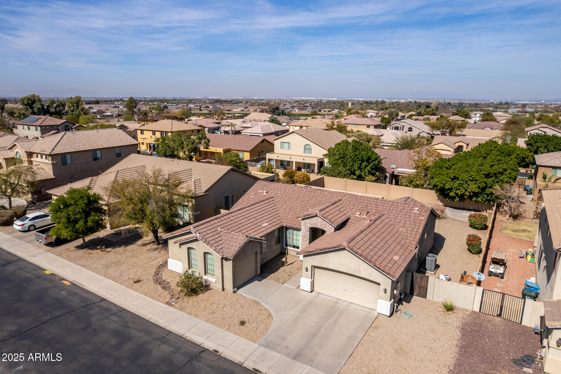 2612 West Summerside Road Phoenix, AZ 85041 - Photo 34 of 41 38 - Summerside